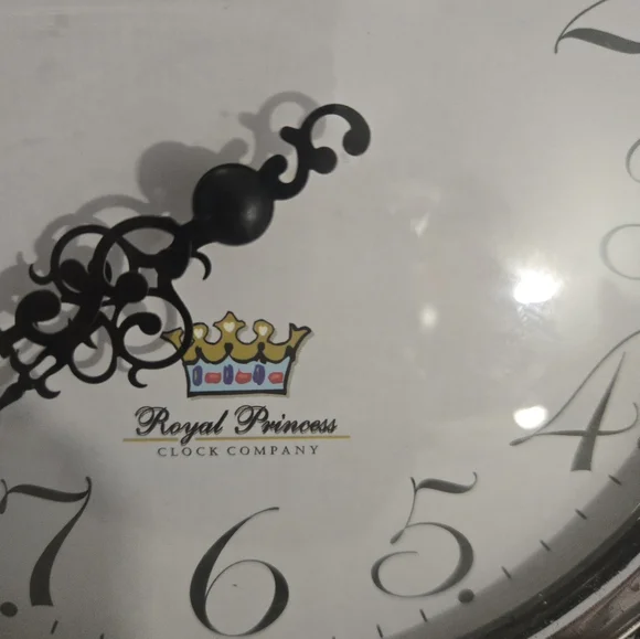 Beautiful Royal Princess Silver Purple & Pink Gems Clock - Picture 4 of 6